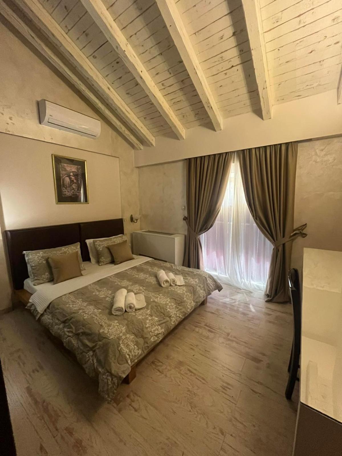 Garni Hotel Tianis Kotor Extérieur photo